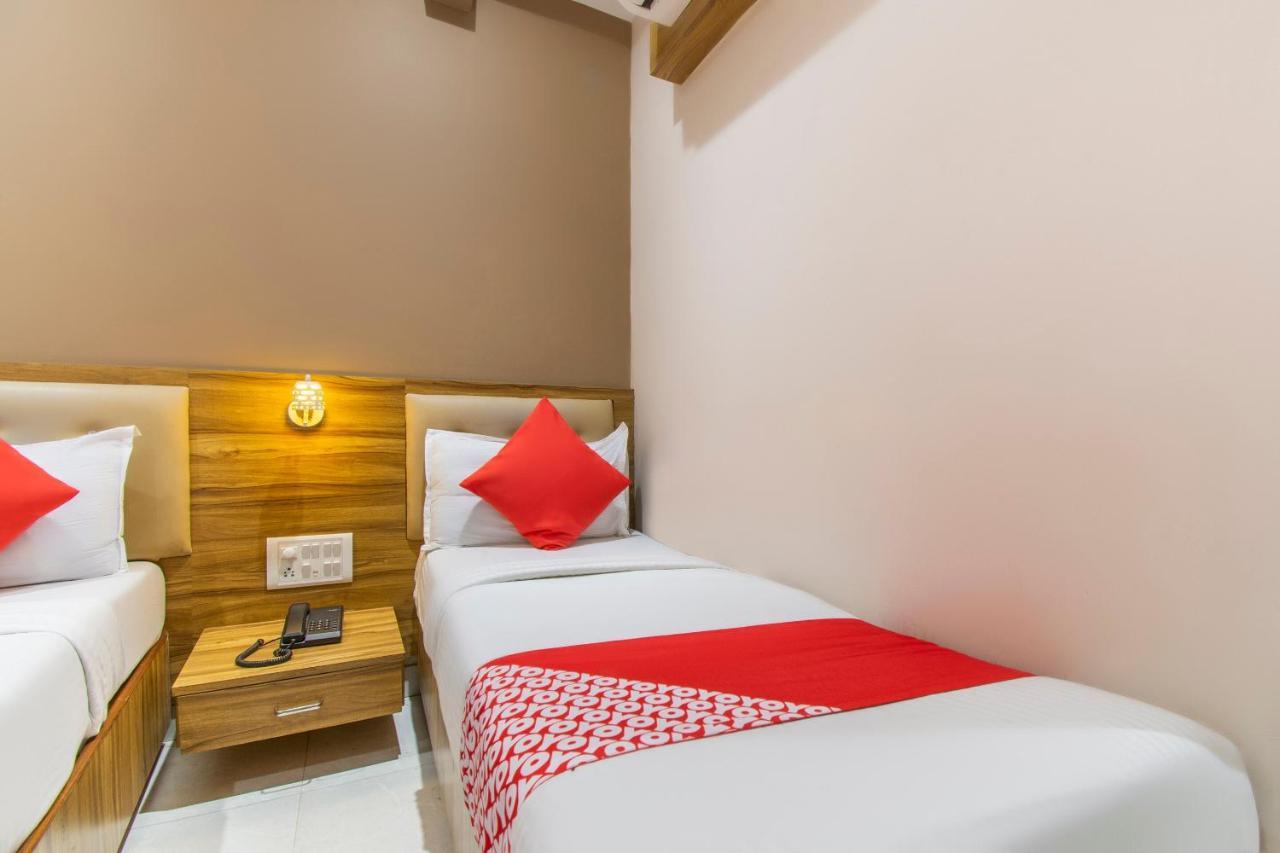 Oyo 69377 Hotel Ruby Mumbai Kültér fotó