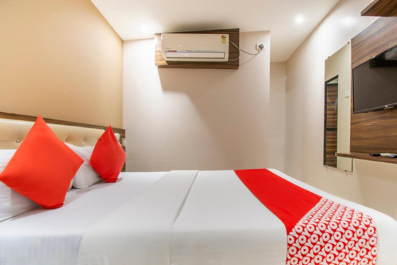 Oyo 69377 Hotel Ruby Mumbai Kültér fotó
